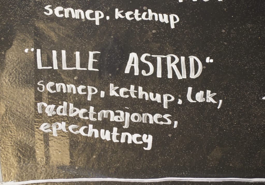 Lille Astrid har de beste eplene som kamn brukes der de serverer de beste pølsene